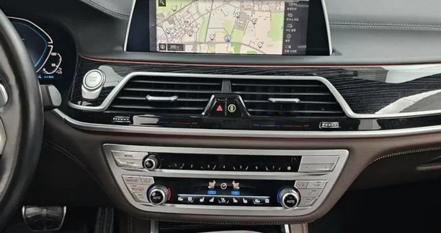 Bmw 7-Series 