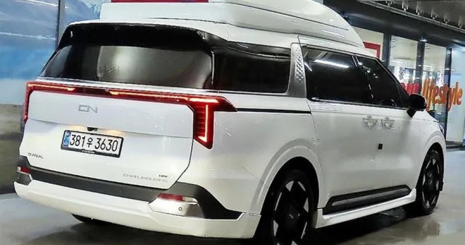 Kia Carnival 