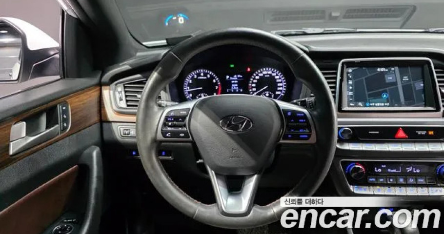 Hyundai Sonata 