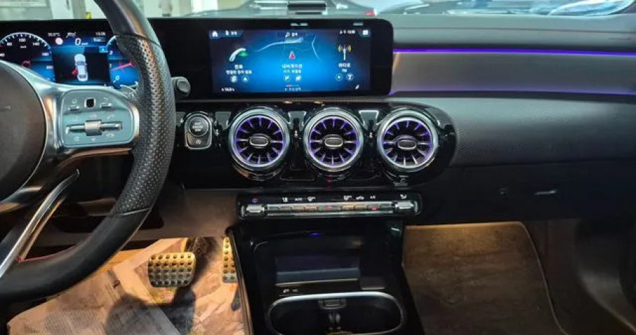 Mercedes-Benz Cla-Class 
