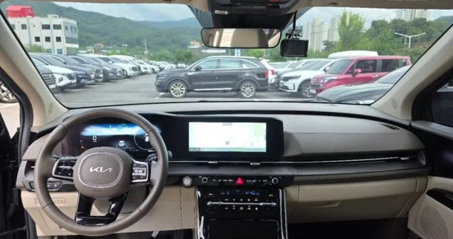 Kia Carnival 