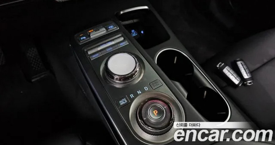 Genesis Gv70 