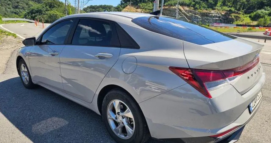 Hyundai Avante (Elantra) 
