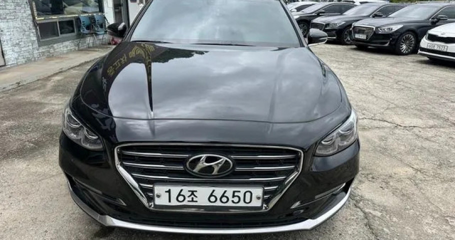 Hyundai Grandeur 