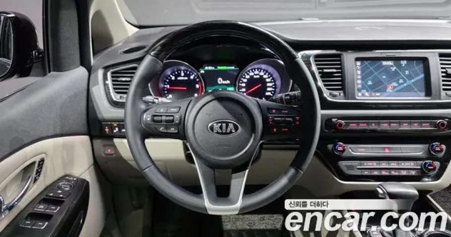Kia Carnival 