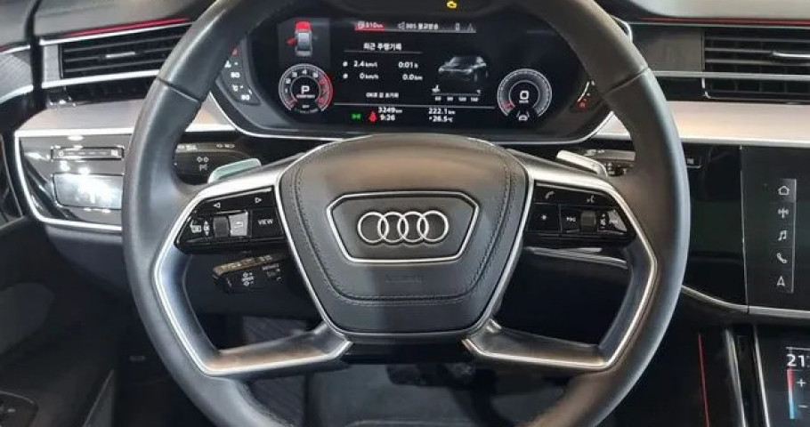 Audi A8 