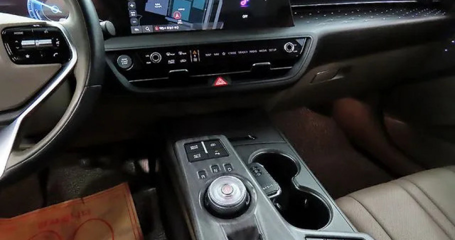 Kia K8 