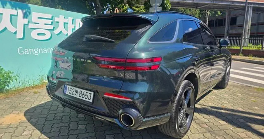 Genesis Gv70 
