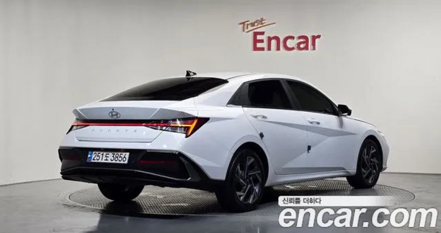 Hyundai Avante (Elantra) 