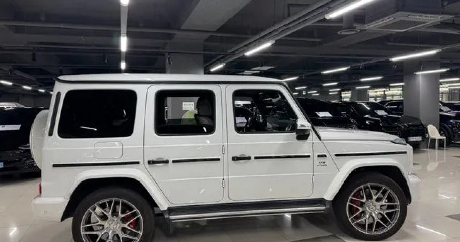 Mercedes-Benz G-Class 