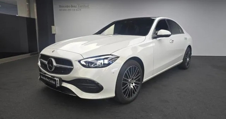 Mercedes-Benz C-Class 