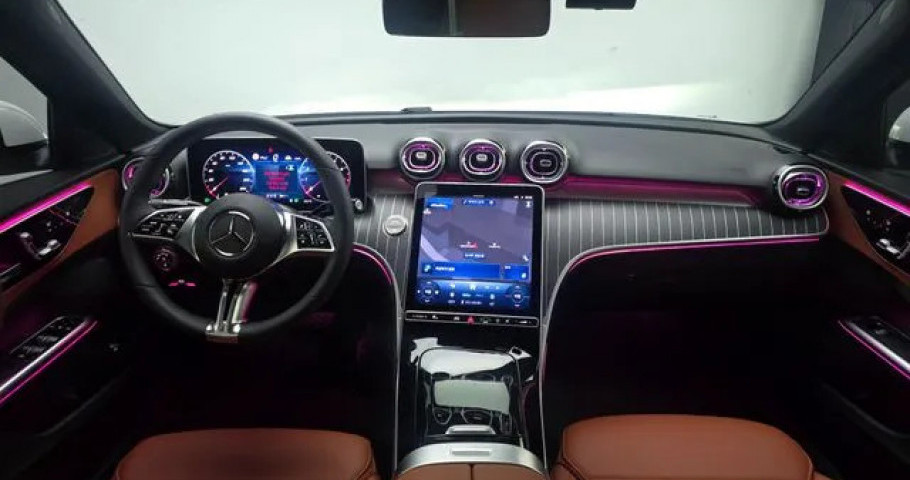 Mercedes-Benz C-Class 