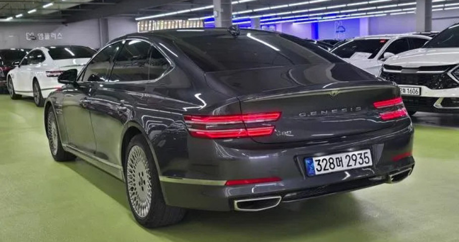 Genesis G80 