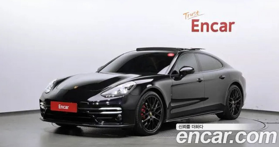 Porsche Panamera 