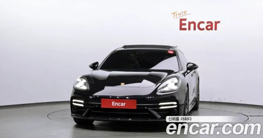 Porsche Panamera 