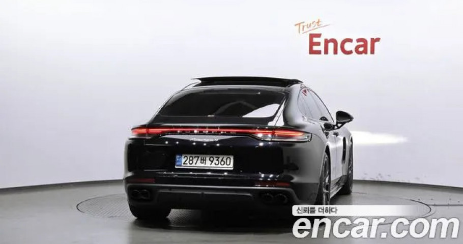 Porsche Panamera 