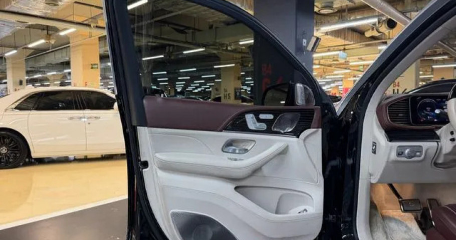 Mercedes-Benz Gls-Class 
