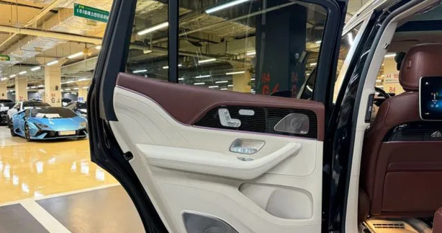 Mercedes-Benz Gls-Class 