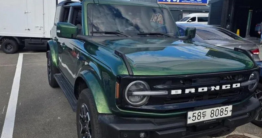 Ford Bronco 