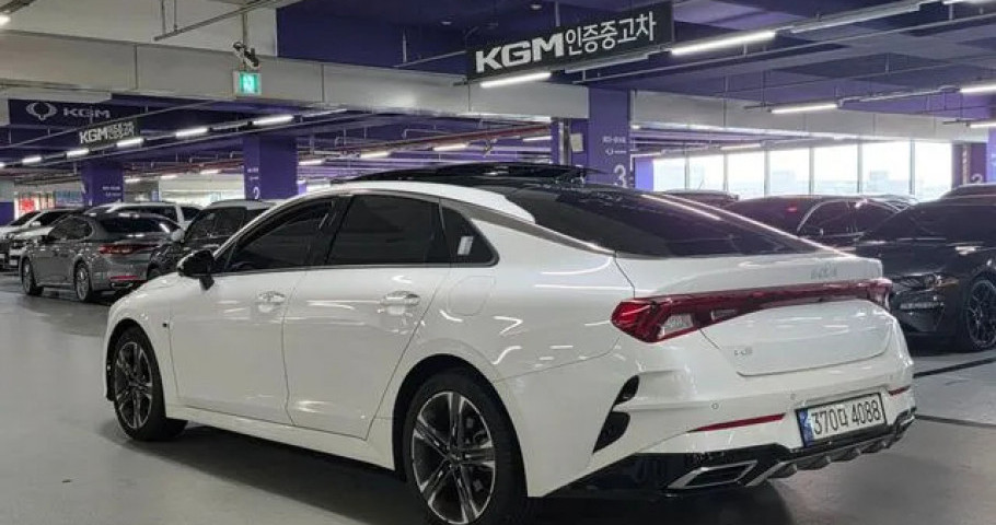 Kia K5 