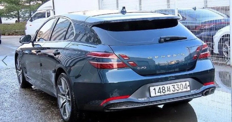 Genesis G70 