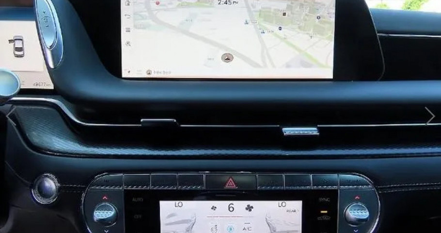Genesis G90 