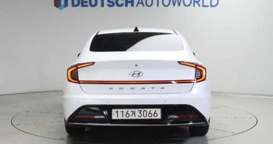 Hyundai Sonata 