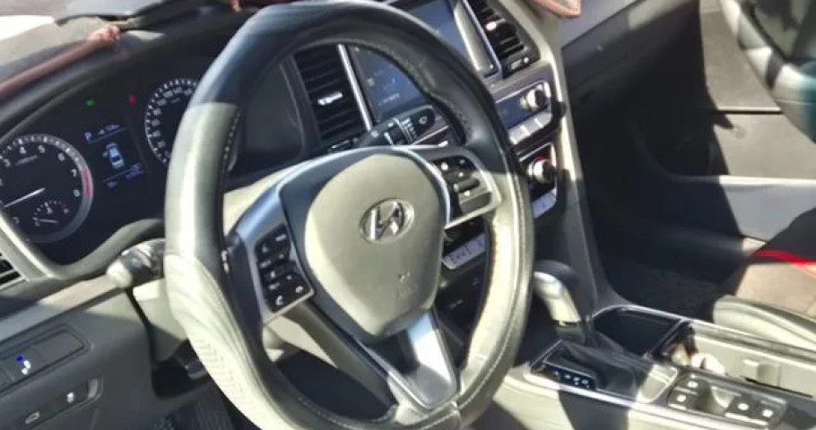 Hyundai Sonata 