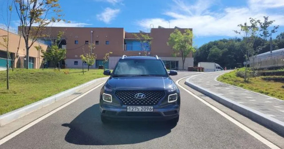 Hyundai Venue 