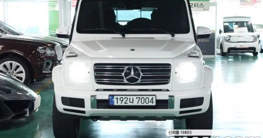 Mercedes-Benz G-Class 