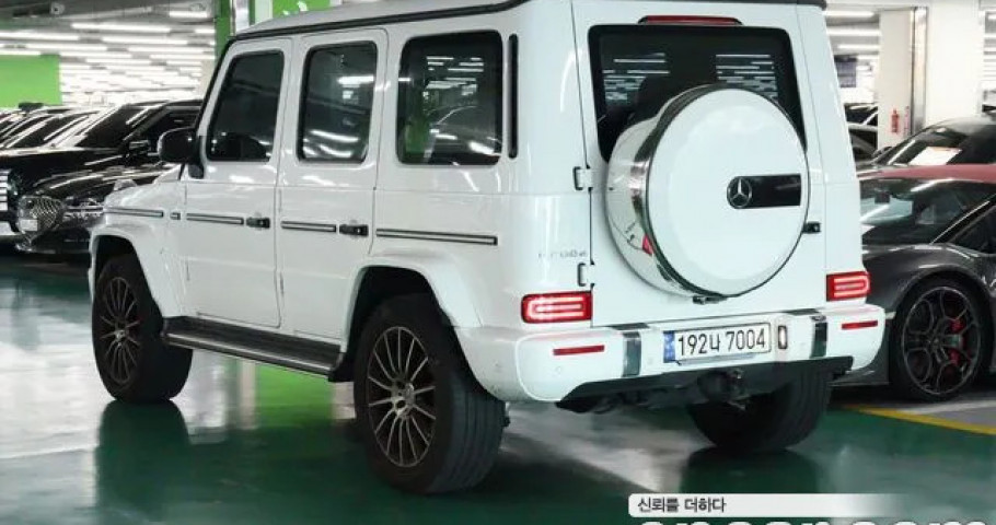Mercedes-Benz G-Class 