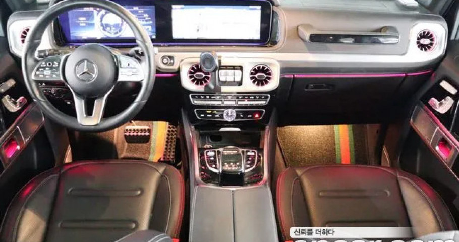 Mercedes-Benz G-Class 
