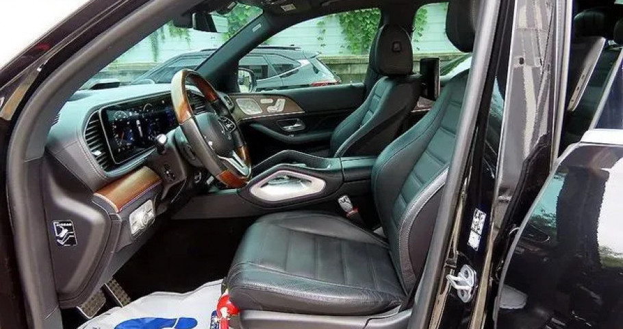 Mercedes-Benz Gls-Class 