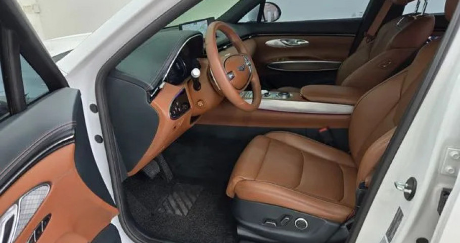 Genesis Gv70 