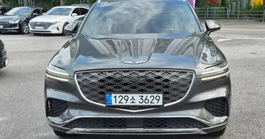 Genesis Gv70 