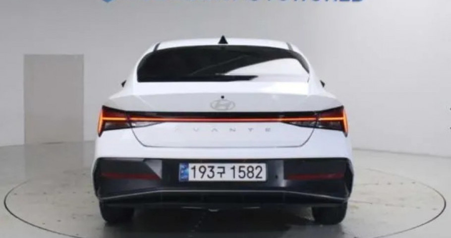 Hyundai Avante (Elantra) 