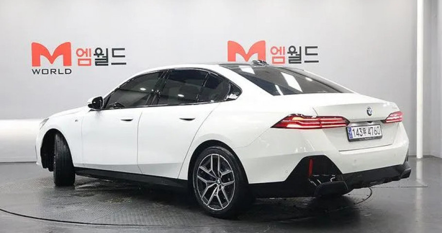 Bmw 5-Series 