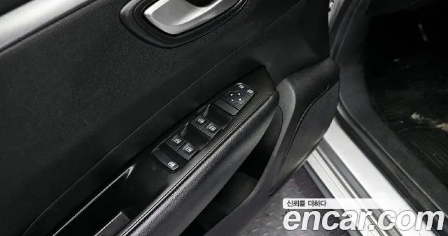 Renault-KoreaSamsung SM6 