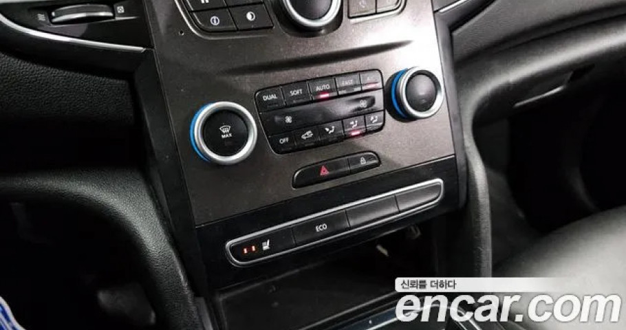 Renault-KoreaSamsung SM6 