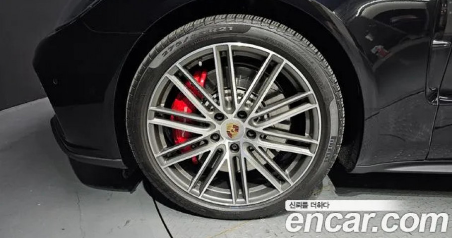 Porsche Panamera 