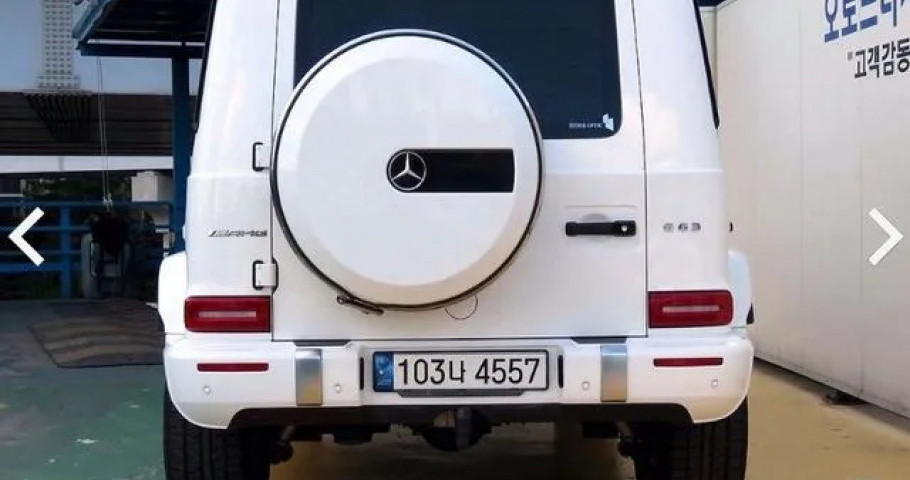 Mercedes-Benz G-Class 