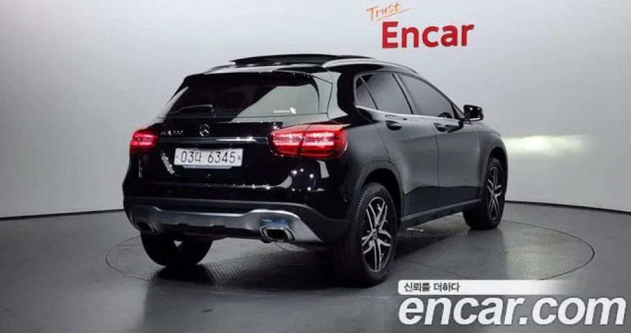 Mercedes-Benz Gla-Class 