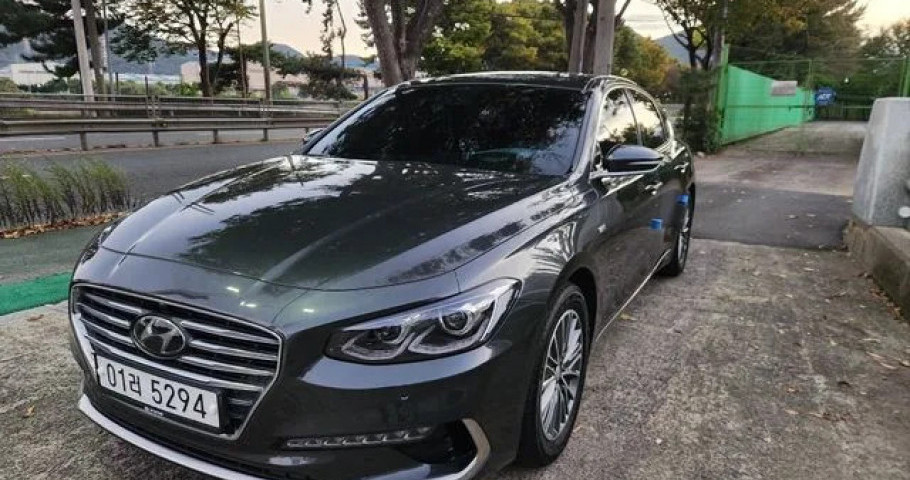 Hyundai Grandeur 