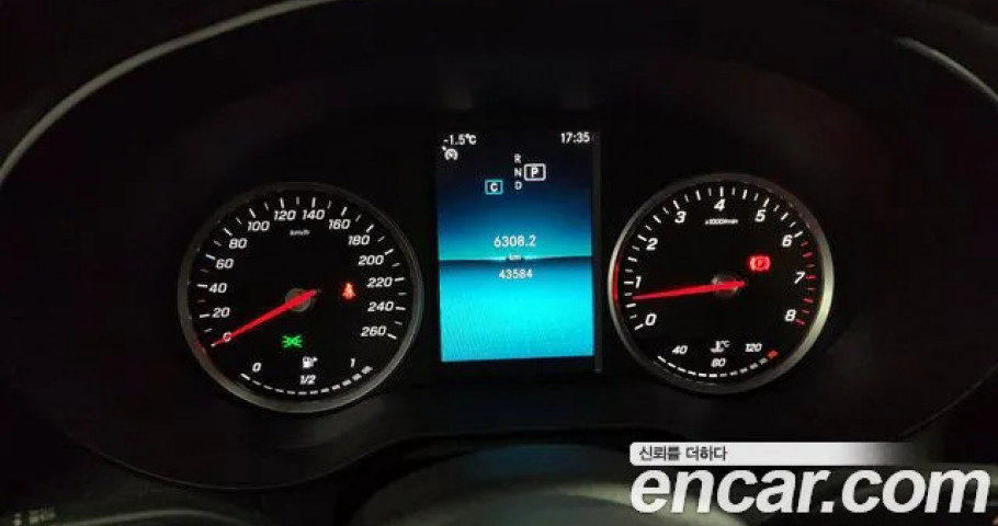 Mercedes-Benz C-Class 