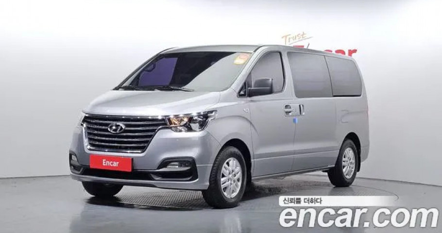 Hyundai Starex 