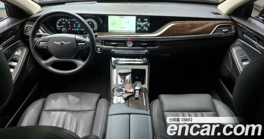 Genesis G90 