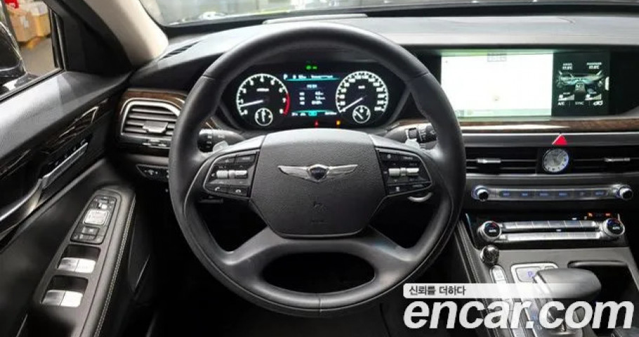 Genesis G90 