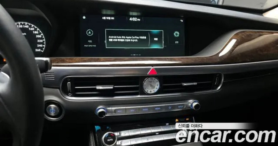 Genesis G90 