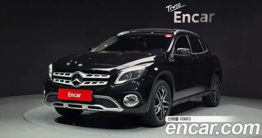 Mercedes-Benz Gla-Class 
