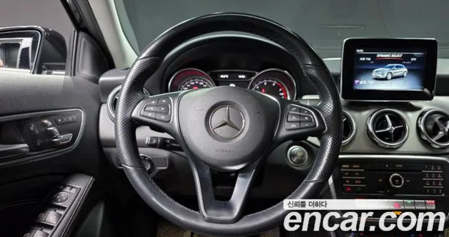 Mercedes-Benz Gla-Class 